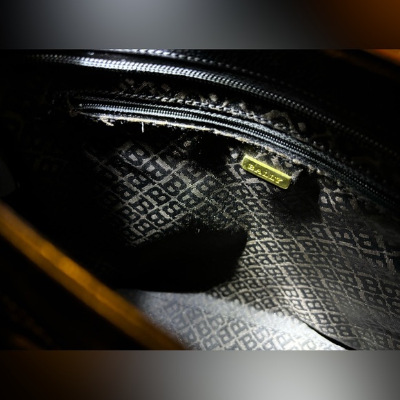 Beautiful Vintage Bally leather handbag.  Absolutely stunning. COA included - Picture 6 of 7